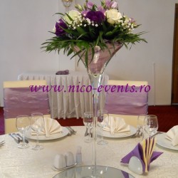 Aranjamente florale nunta Restaurant Cernica – trandafiri, lisantius si floarea miresei AN003